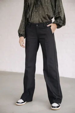 Femme Freeman T. Porter Agatha Polyneo Studs