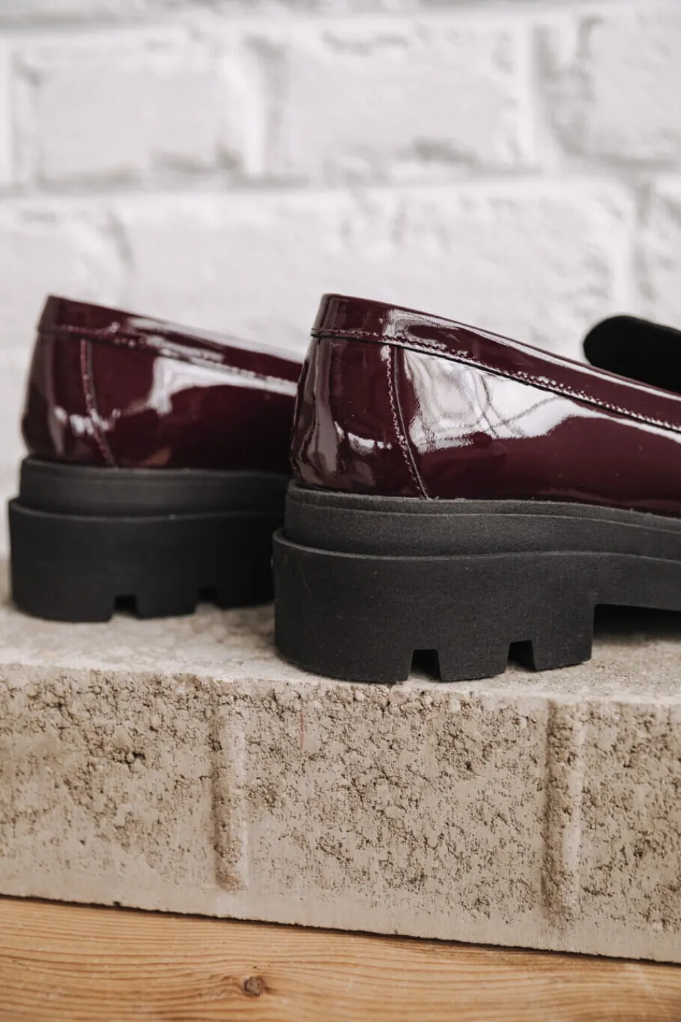 Femme Freeman T. Porter Caro Varnish
