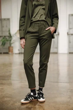 Femme Freeman T. Porter Claudia Polyneo