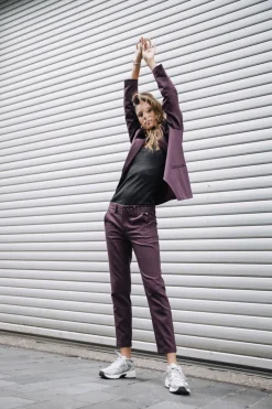 Femme Freeman T. Porter Claudia Polyneo
