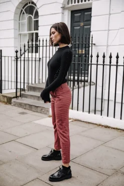 Femme Freeman T. Porter Claudia Smaller