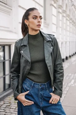Femme Freeman T. Porter Kristen Leather
