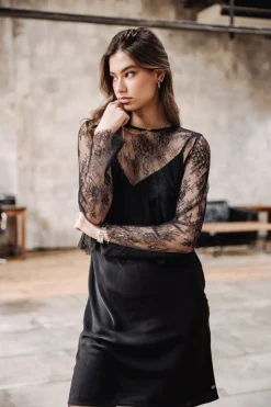 Femme Freeman T. Porter Ritania Lace
