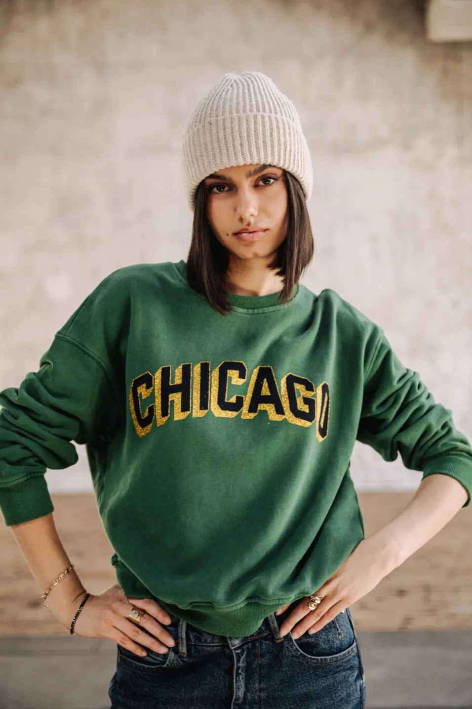 Femme Freeman T. Porter Solene Chicago Outline