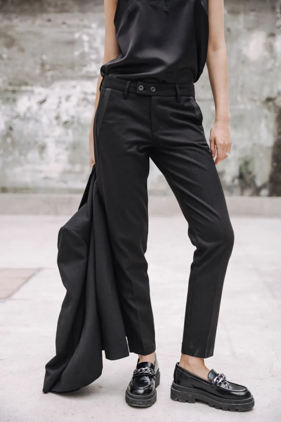 Femme Freeman T. Porter Tessa Socially