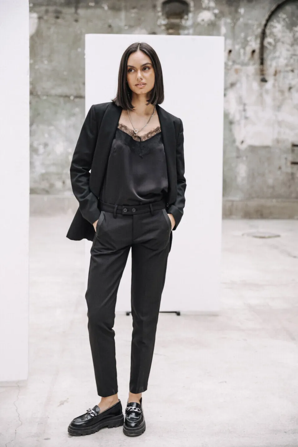 Femme Freeman T. Porter Tessa Socially
