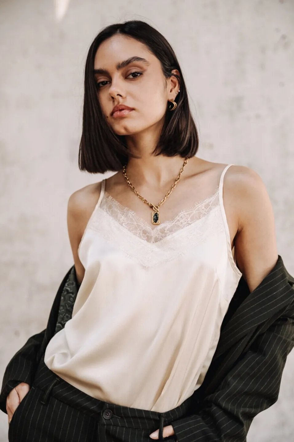 Femme Freeman T. Porter Thylia Lace Fabric Mix