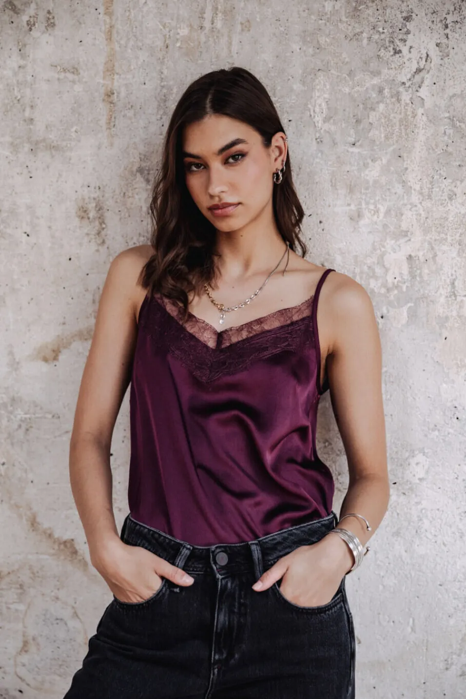 Femme Freeman T. Porter Thylia Lace Fabric Mix