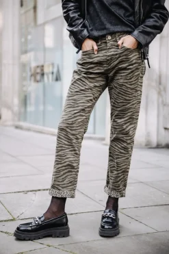 Femme Freeman T. Porter Timea Mixup